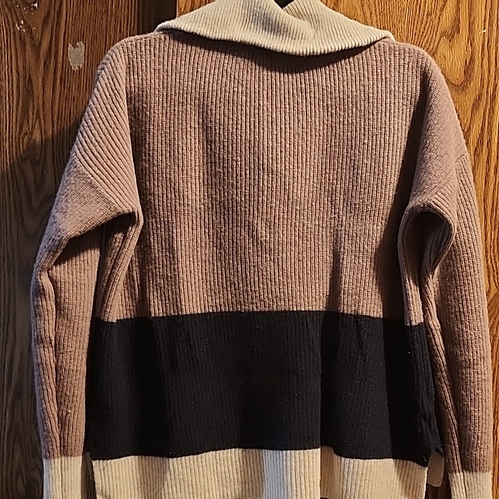 Madewell - Picture 2 of 3